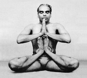 yoga-per-uomini-e-donne-ashtanga-yoga-italia-milano-rosa-tagliafierro